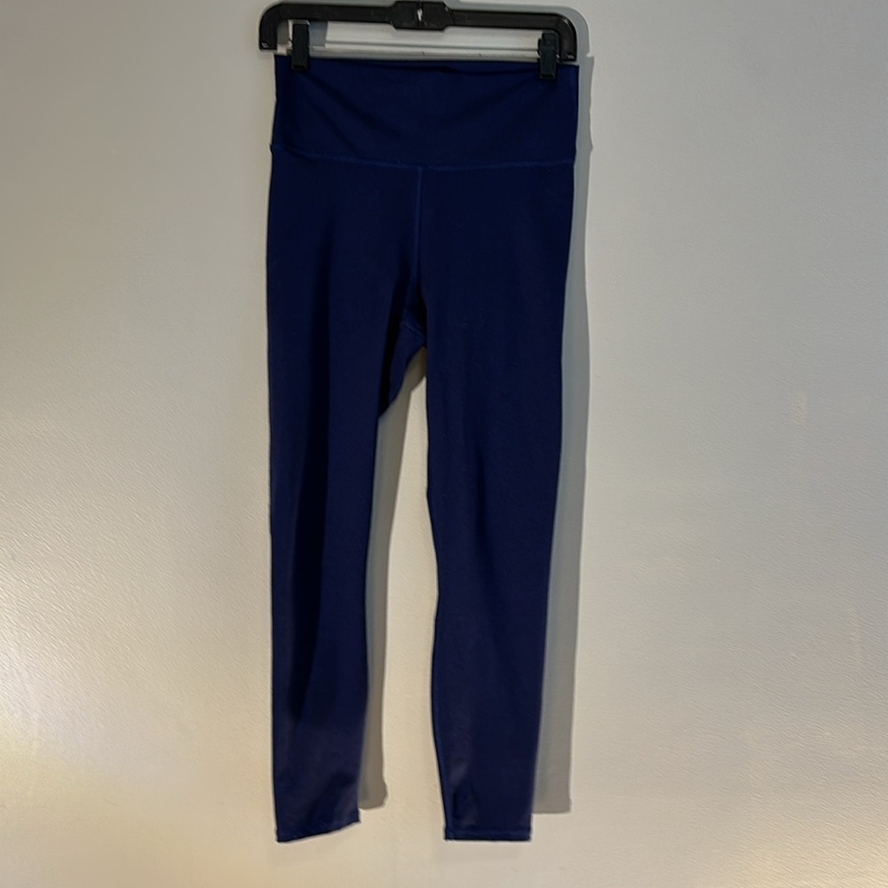 EUC blue Fabletics leggings size medium